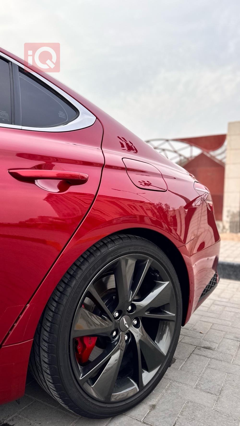 Genesis G70